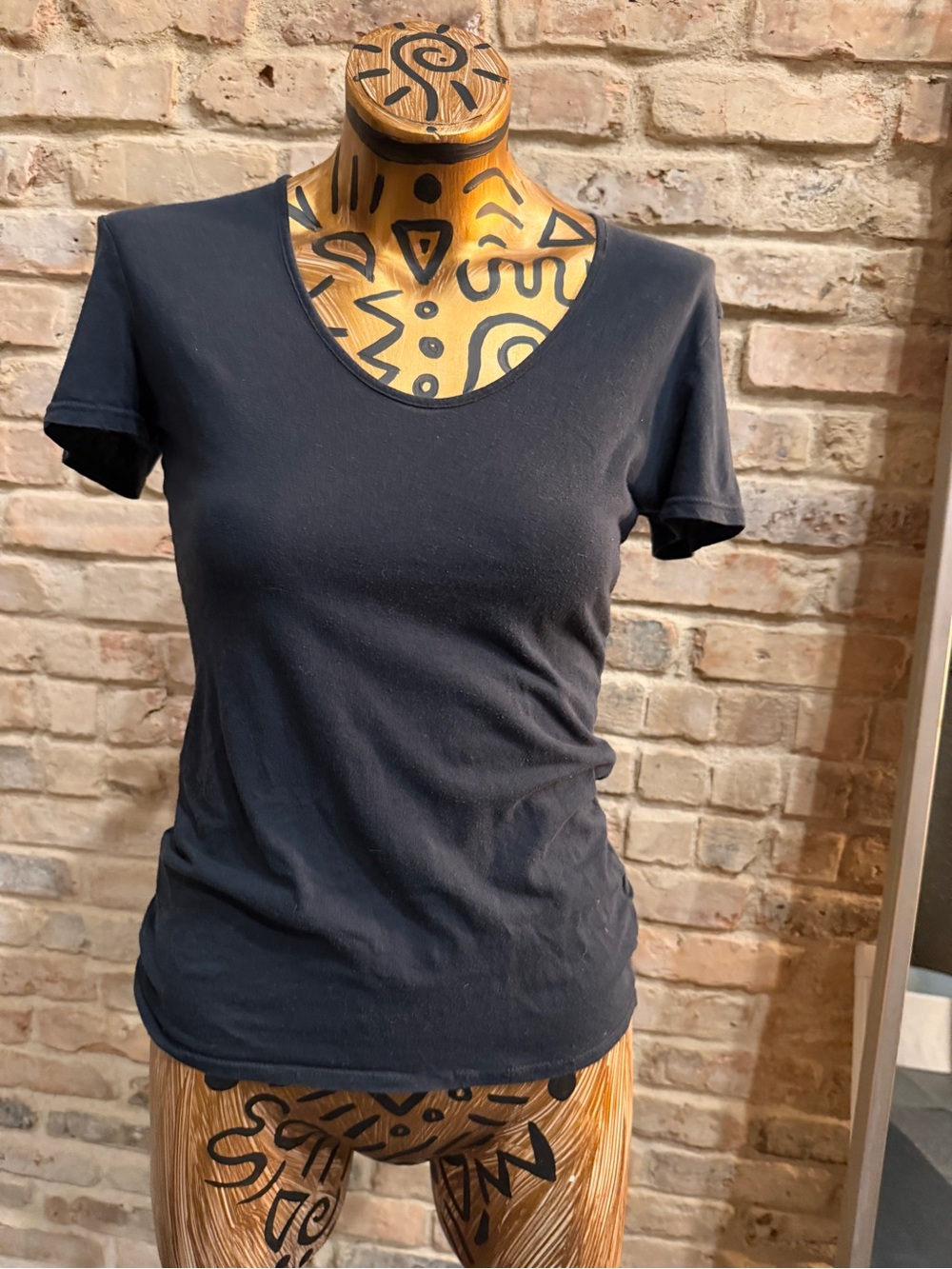 James Perse Classic Black Scoop Neck Women's Tee 1